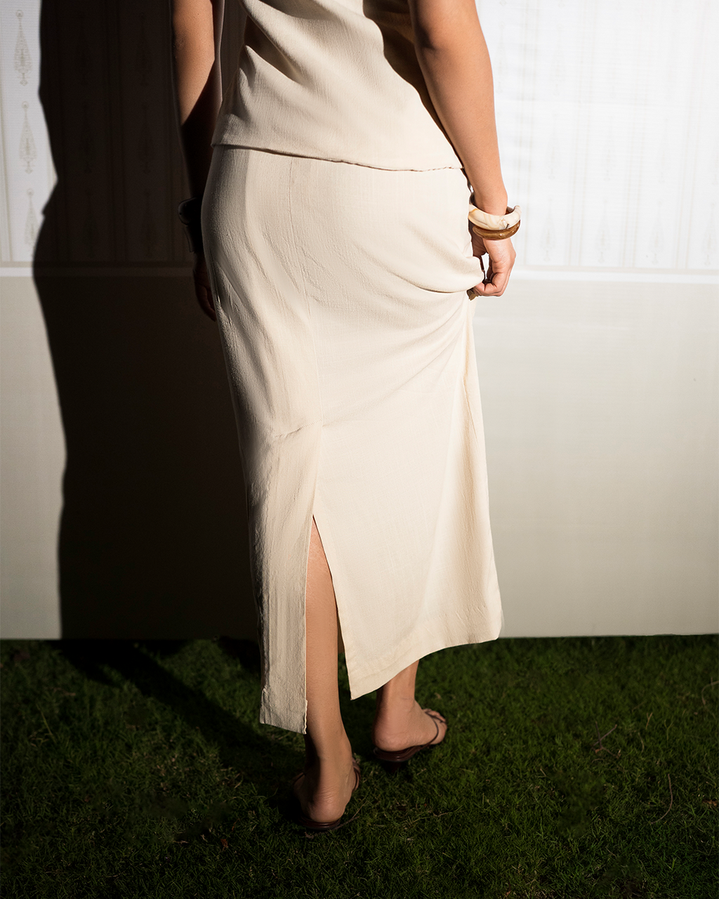 Straight Beige Essential skirt